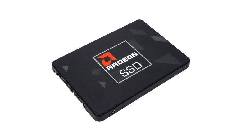 Твердотельный накопитель 0256,0 Gb SSD AMD Radeon R5 (183382)         